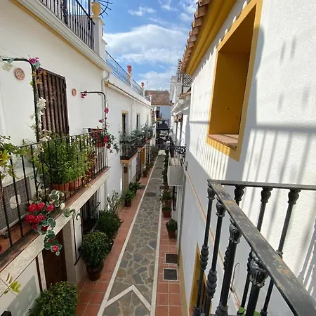 Idyllic Townhouse In Old Town