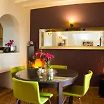 بيت للعطل Idyllic Townhouse In Old Town