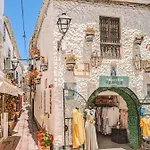 Idyllic Townhouse In Old Town ماربيا