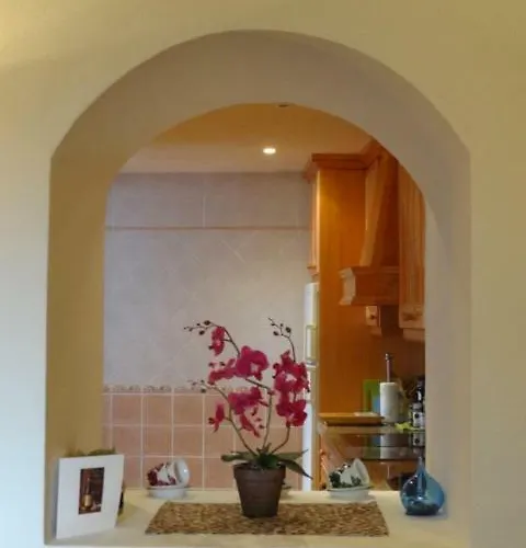 Idyllic Townhouse In Old Town