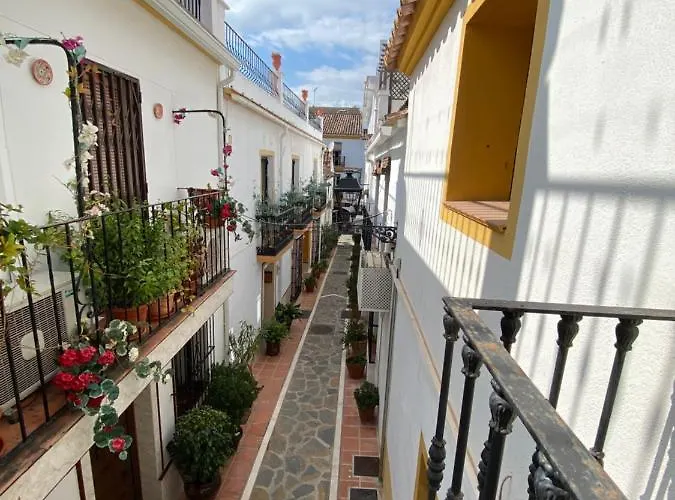 Idyllic Townhouse In Old Town